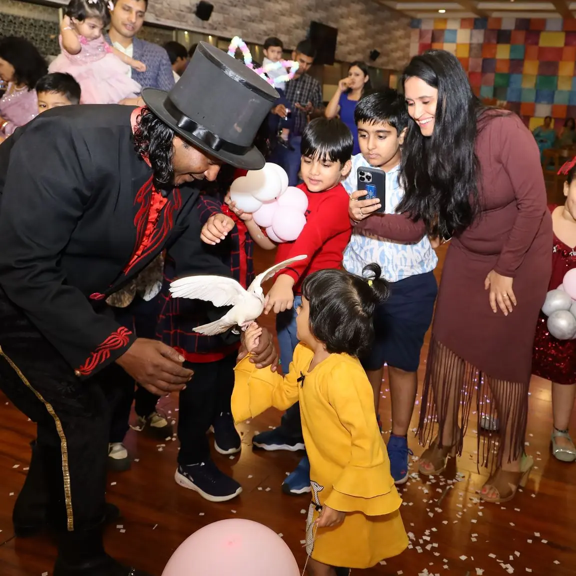 kids magic show parties birthday magician live entertainment professional show children’s party interactive magic acts premium services